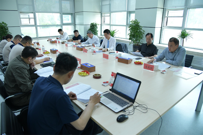 新疆凯发k8一触即发科技公司董事会、股东会、监事会等系列会议成功召开